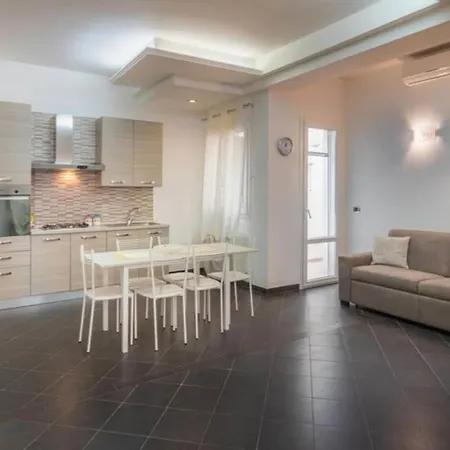 Campisi House 2 Holiday home Avola