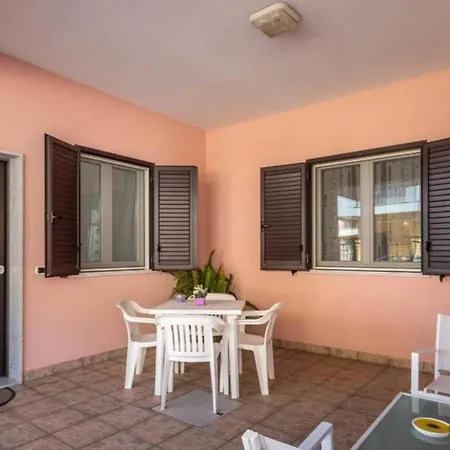 Campisi House 2 * Avola